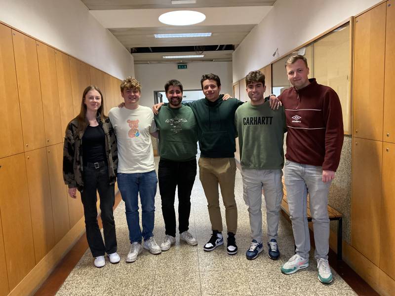 img_0077.jpg img_0077.jpg